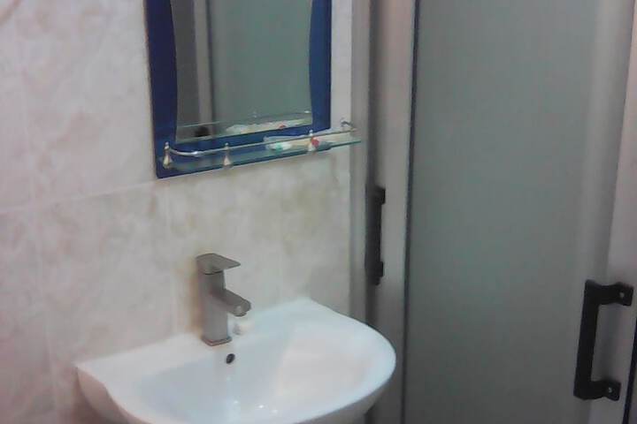 Room 33 of 57