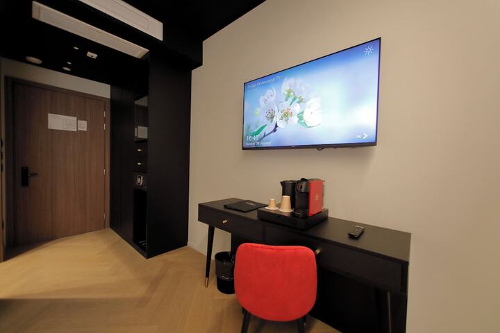 Room 29 of 57