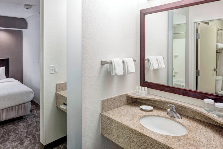 Clean Restrooms