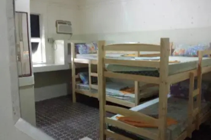 Room 2 of 8