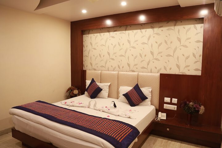 Room 10 of 45