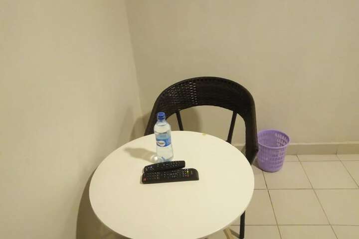 Room 14 of 24