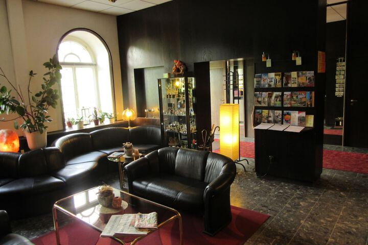 Hotel Interior 4 of 30