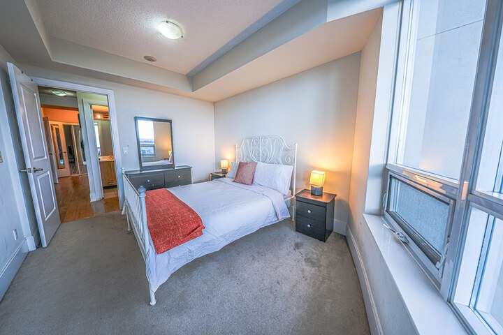 Room 5 of 25