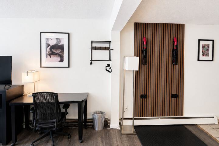 Room 26 of 60