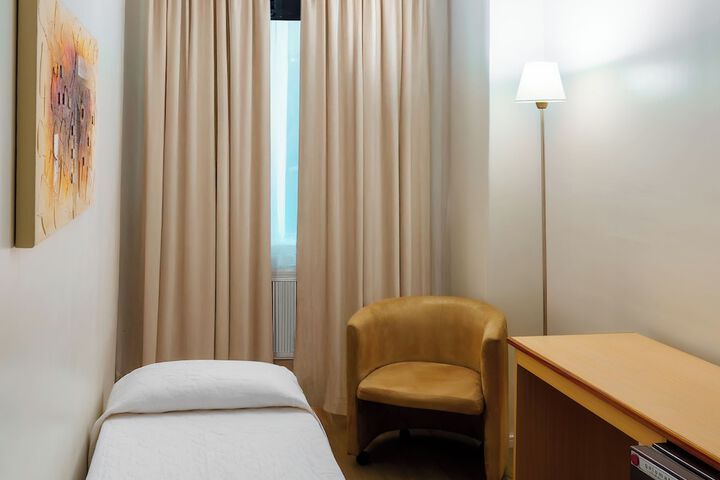 Room 21 of 47