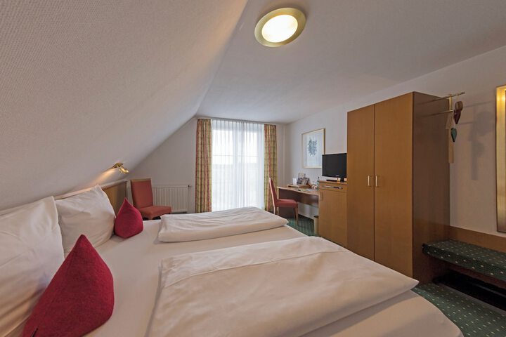 Room 34 of 61