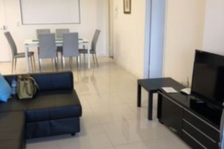 Room 21 of 28