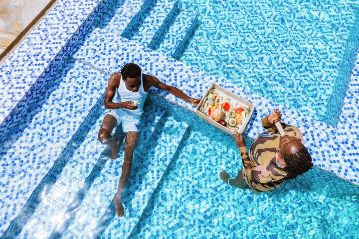 Pool 12 of 26