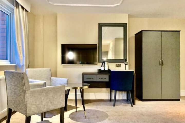Room 63 of 105
