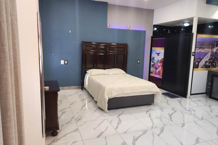 Room 10 of 21
