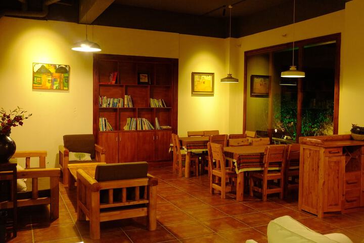 Hotel Interior 4 of 69
