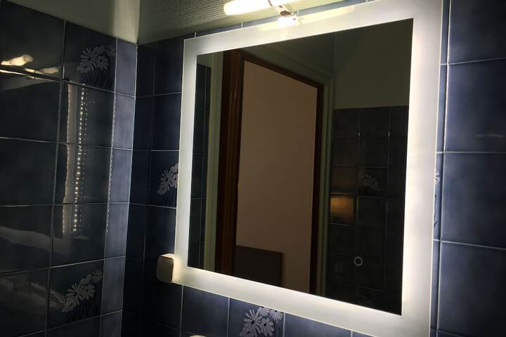 Room 19 of 40