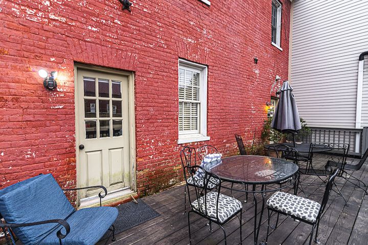 Terrace/Patio 16 of 27