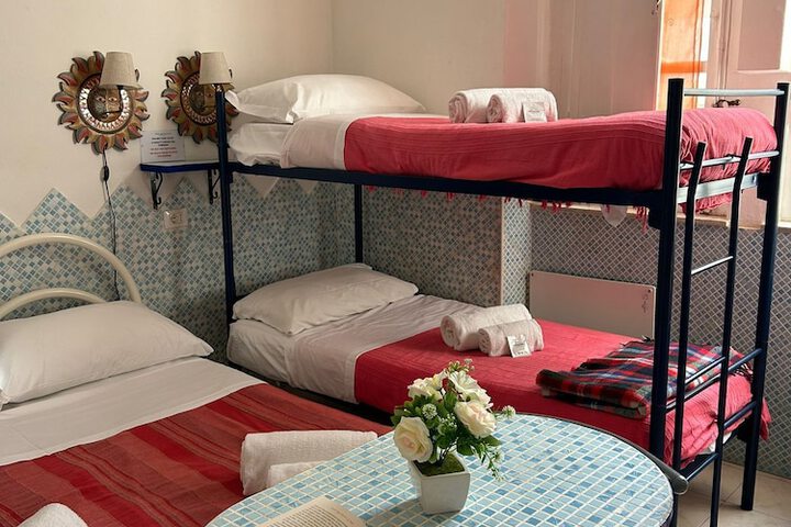 Room 20 of 28