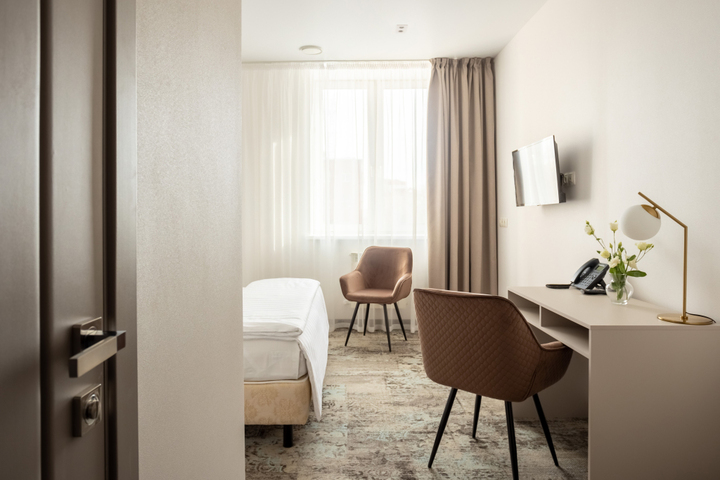 EXPRESS-HOTEL MELIOT HOTEL