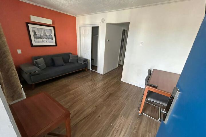 Room 16 of 31