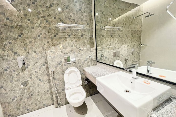 Room 14 of 15