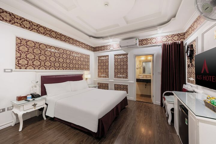 Room 14 of 22