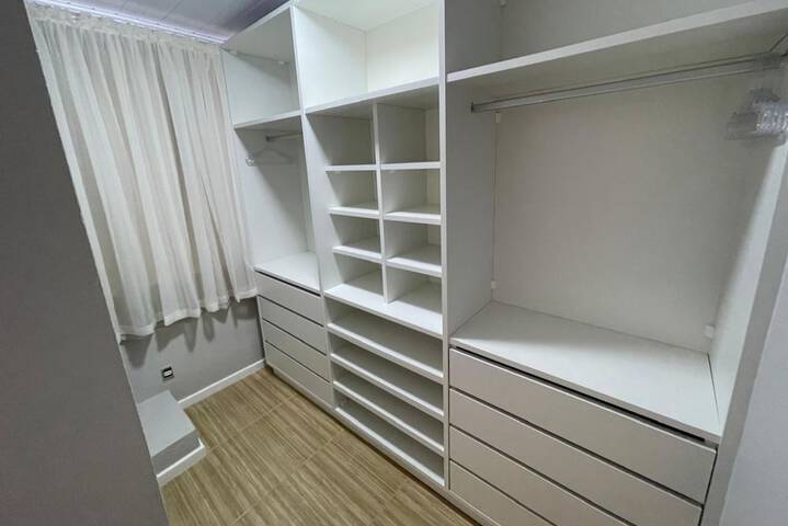Room 58 of 102