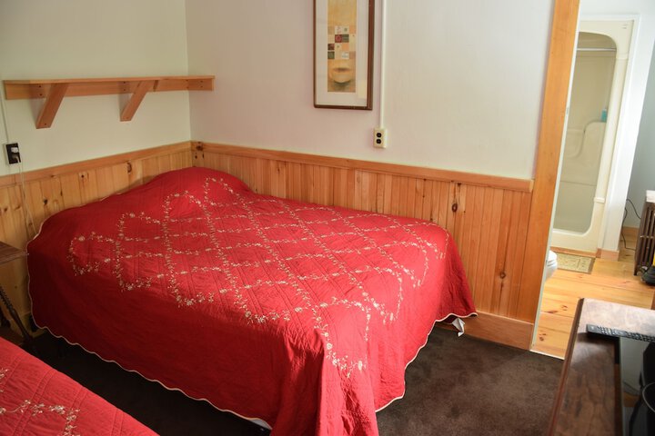 Room 70 of 151