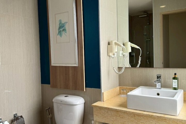 Room 29 of 32