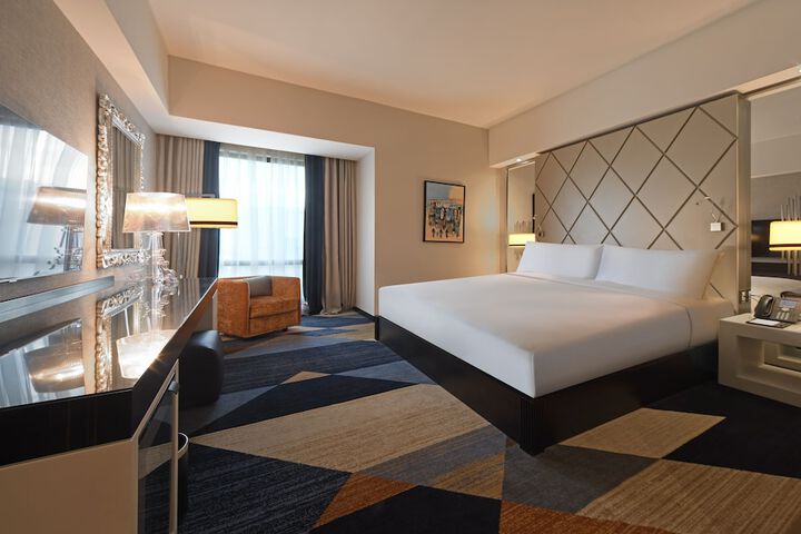 Room 21 of 175