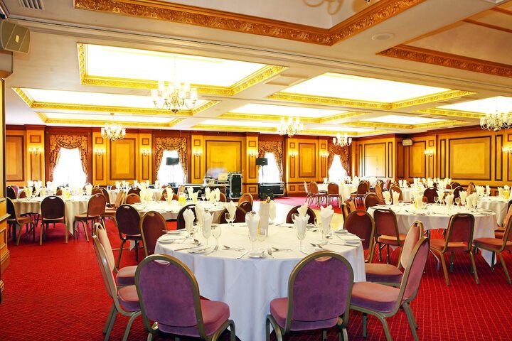 Ballroom/Hall 25 of 35