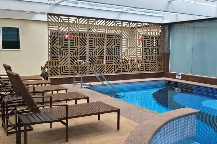 Pool 11 of 24