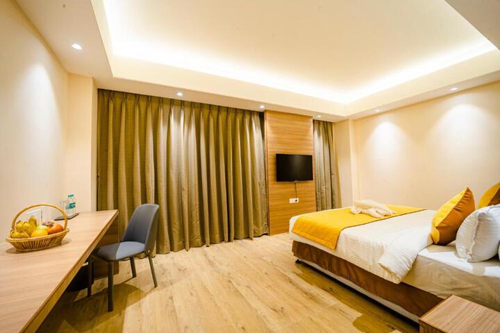 General 4 of 36