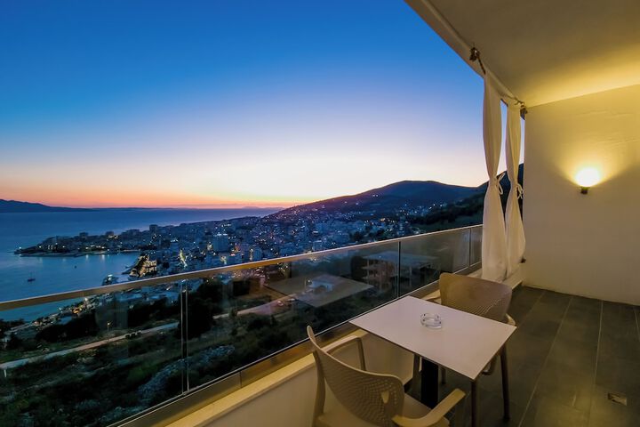 Terrace/Patio 104 of 126