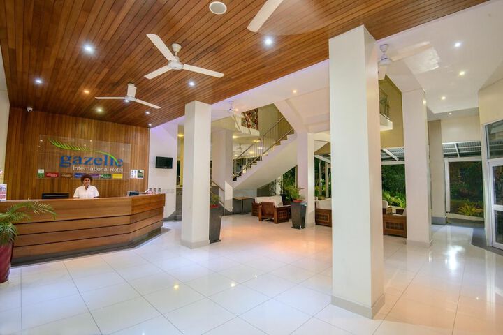 Hotel Interior 6 of 120