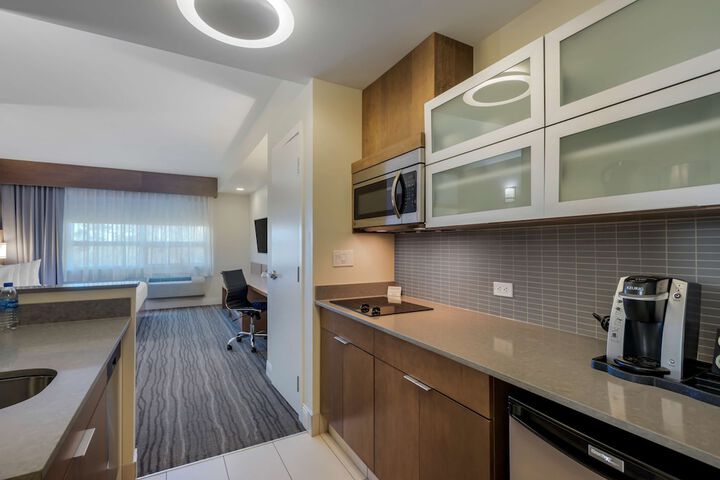 Private kitchenette
