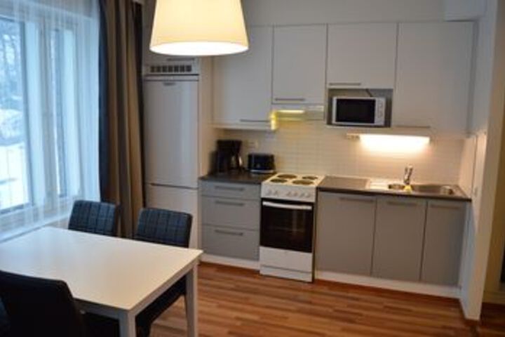 Room 6 of 7