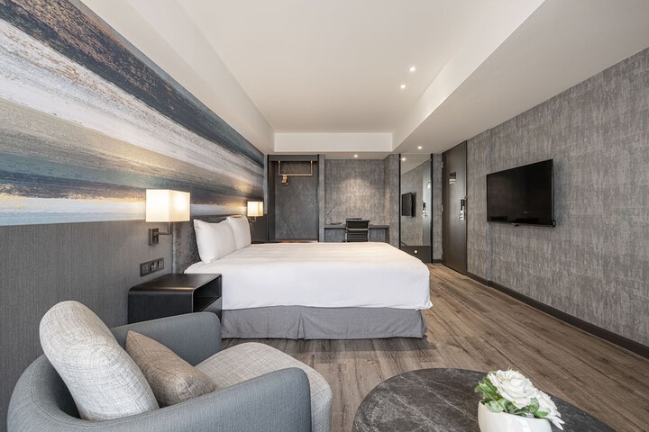 Room 15 of 35