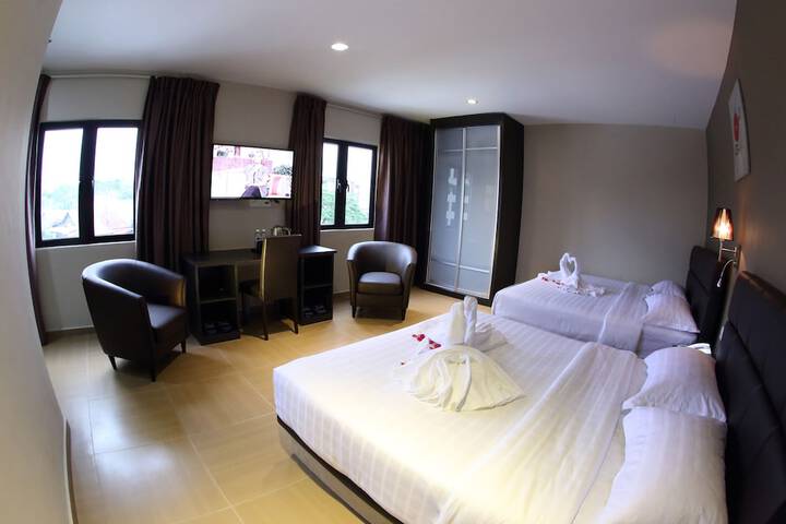 Room 14 of 35