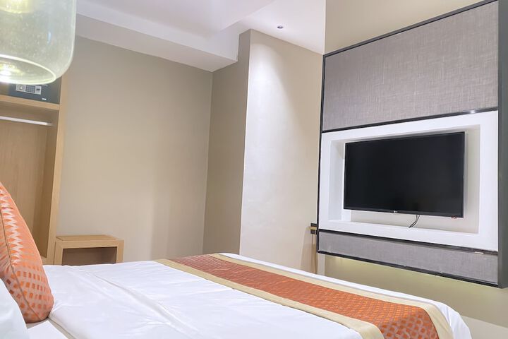 Room 11 of 62