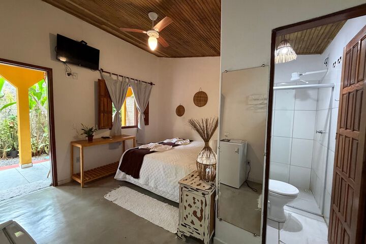 Room 12 of 20