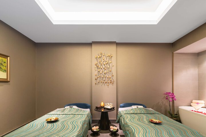 Room 70 of 189