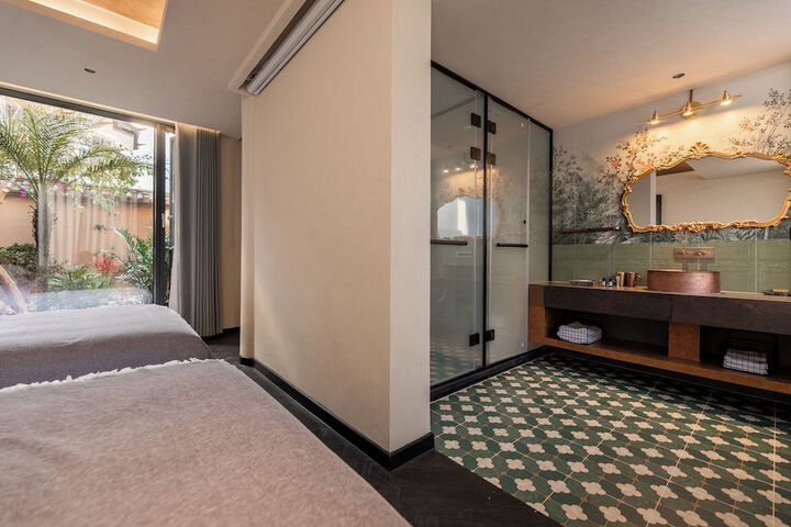 Room 14 of 123