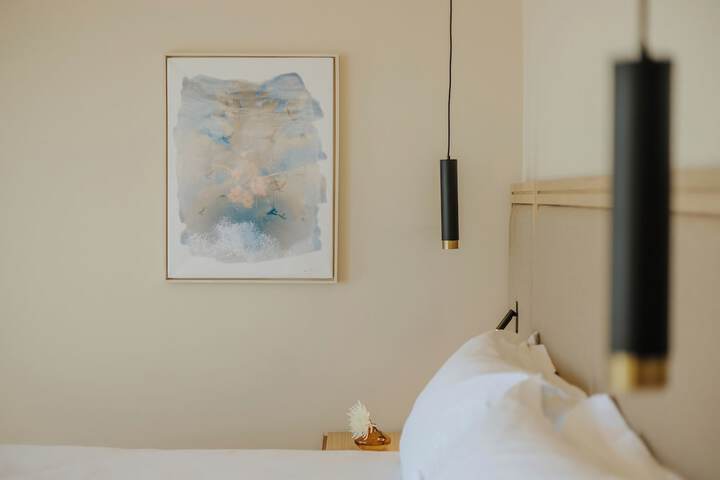 Room 12 of 146