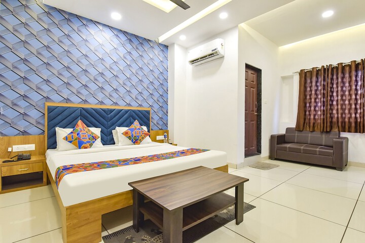 Room 15 of 31