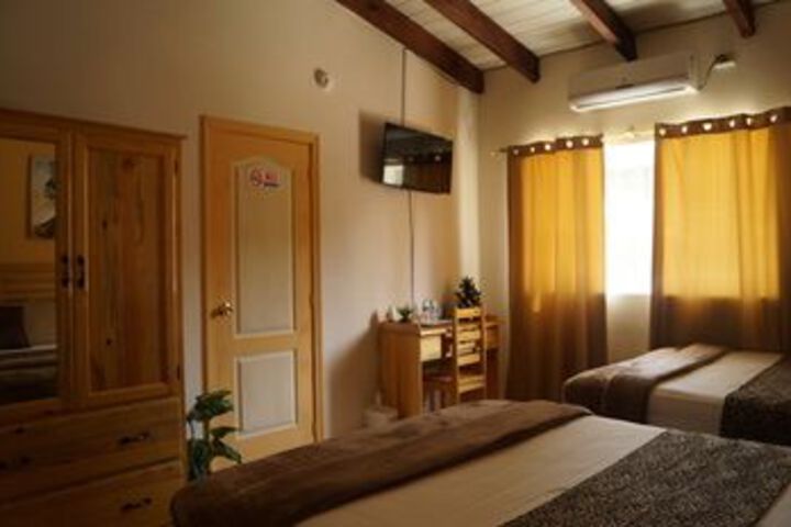 Room 27 of 33