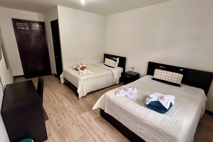 Room 12 of 110