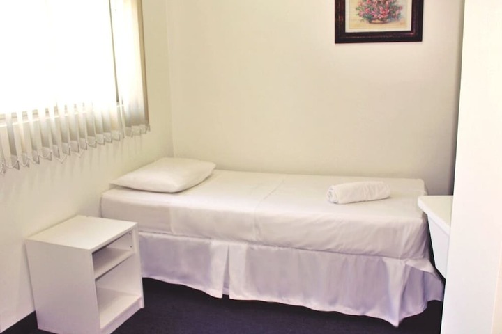 Room 25 of 63