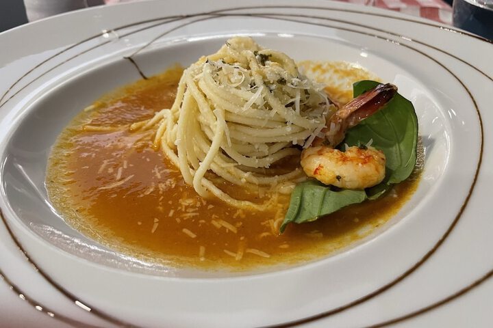 Dining 94 of 133