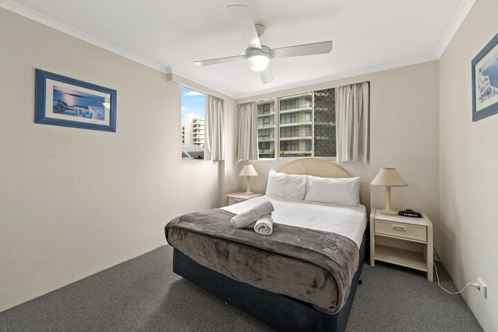 Room 12 of 82