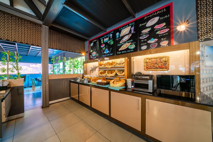 Dining 89 of 132
