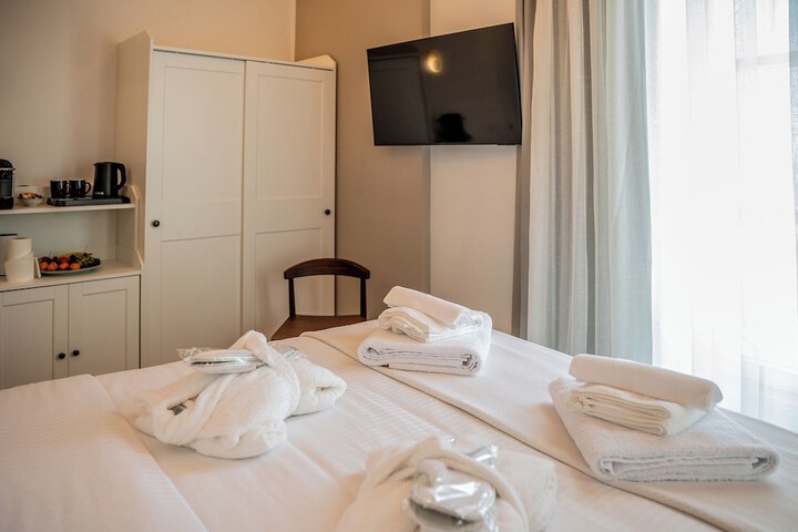 Room 65 of 182