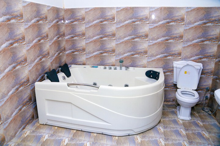 Room 14 of 23